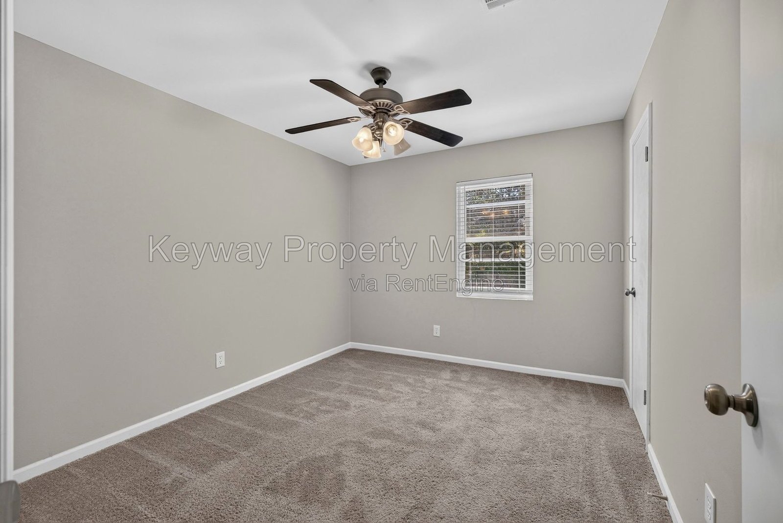 2712 Fair Oak Ct - Sand Ridge property image
