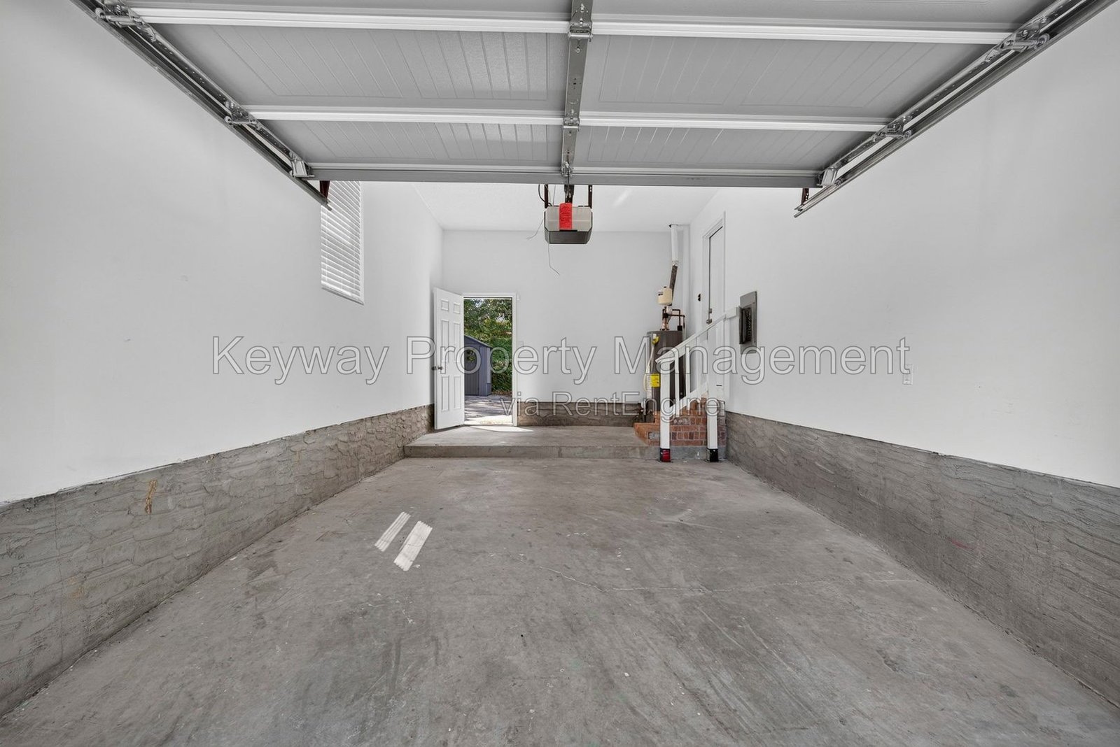 2712 Fair Oak Ct - Sand Ridge property image