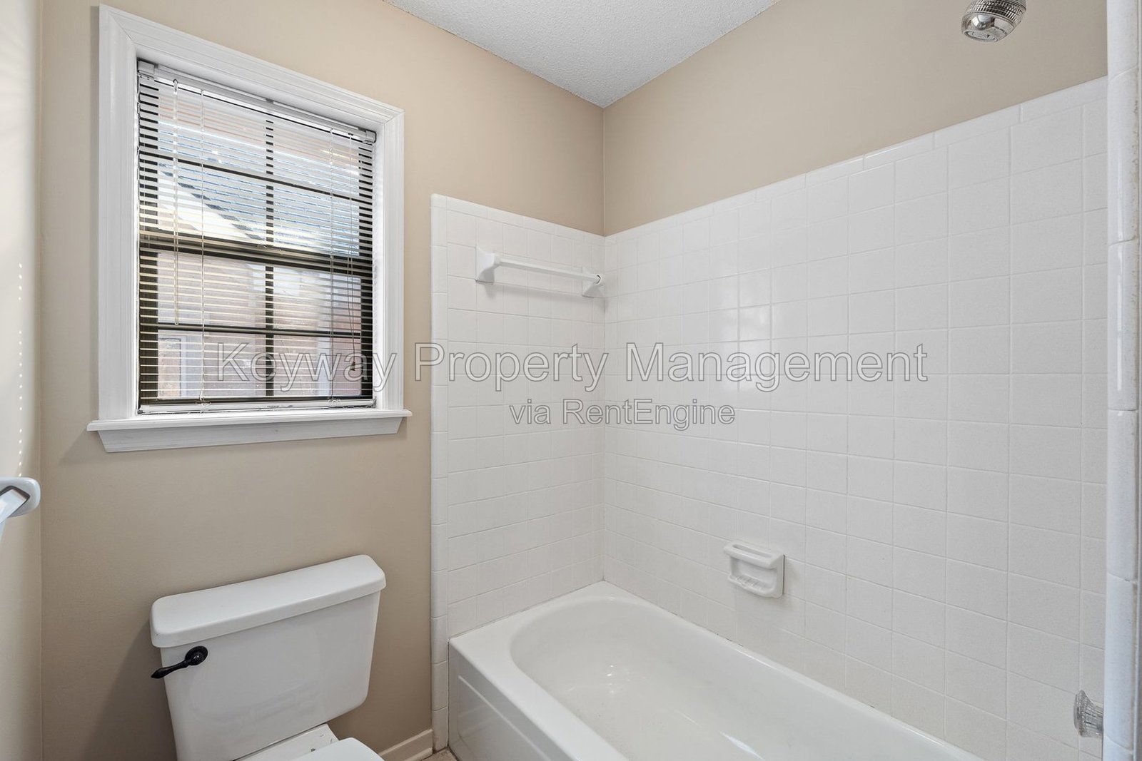 2919 Pointewest Drive - Pointewest property image