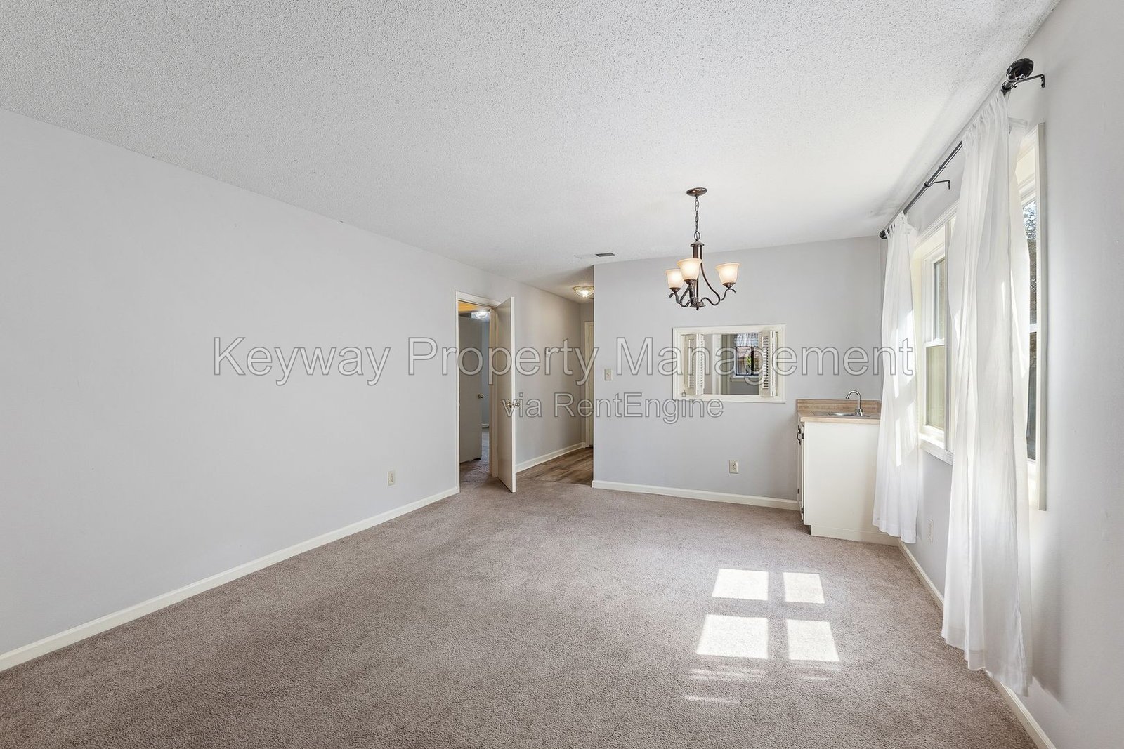 839 Wimbledon - Forest Hills Racquet Club property image