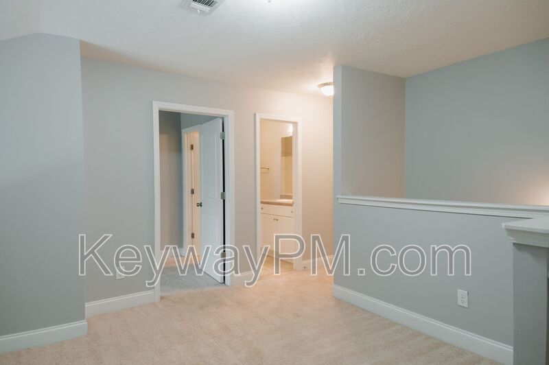 1011 Coveside Trail - Lakeview Commons property image