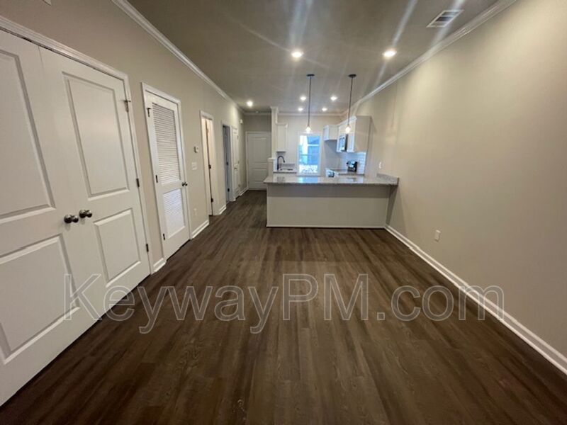 5004 Greer Drive - Rivercrest property image